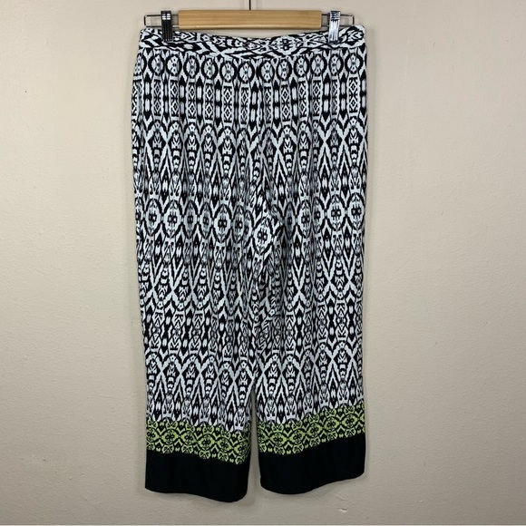 Apt 9 Black White Green Cropped Capri Pants Stretch Medium Pull On Elastic Waist - Picture 5 of 10